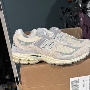 New Balance - 2002R - new never worn - size 9